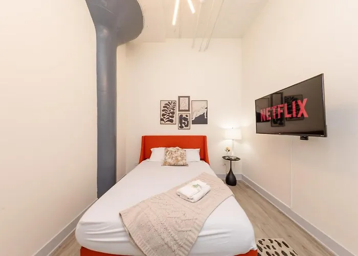 Massive Luxury 5br Loft Near Mccormick - 12 Guests Chicago